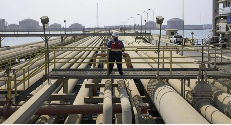L'Arabie saoudite est prête à augmenter la production pétrolière si la Russie la réduit des sanctions