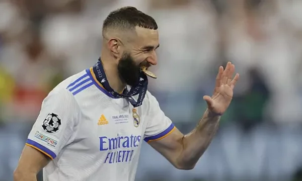 Benzema points to his difficult start in Real Madrid and his problem with Mourinho