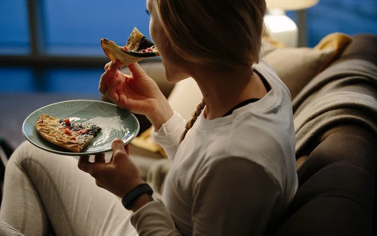 What you can eat late at night and not feel swollen in the morning