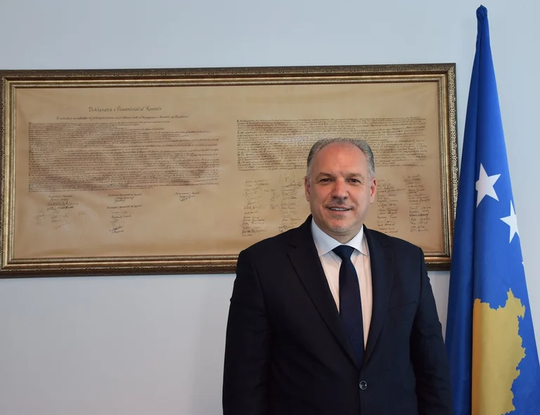 Le ministère Damka nie les allégations d'abus de 1,1 million d'euros :
