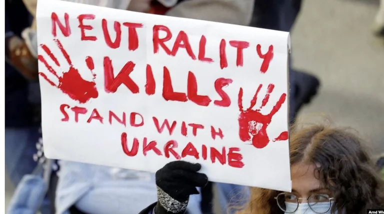La Suisse rejette la demande du Danemark d'envoyer des véhicules blindés en Ukraine