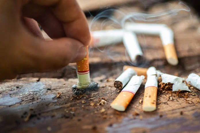 Environ 28 à 30 % de la population adulte du Kosovo consomme du tabac