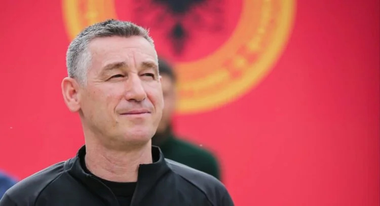 Jo veç 2 orë, Kadri Veseli qëndroi në Kosovë tre ditë