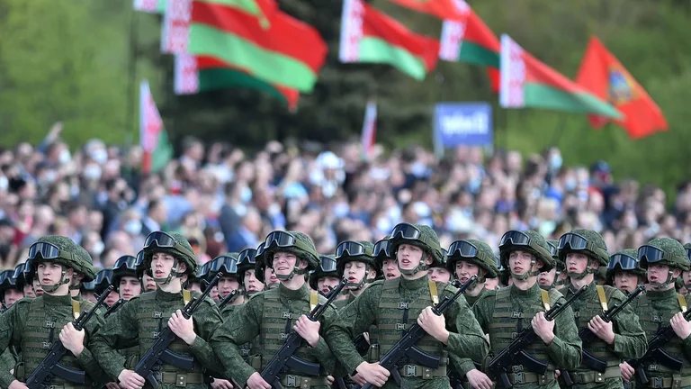 Bélarus commence des exercices militaires en Ukraine, révèle officiel date