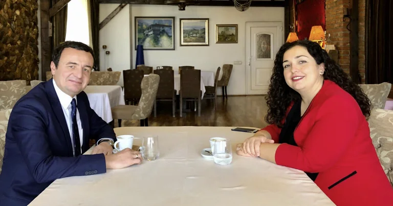 Osman vs Kurti pour la démarcation avec le Monténégro: La question des politiciens n'est plus