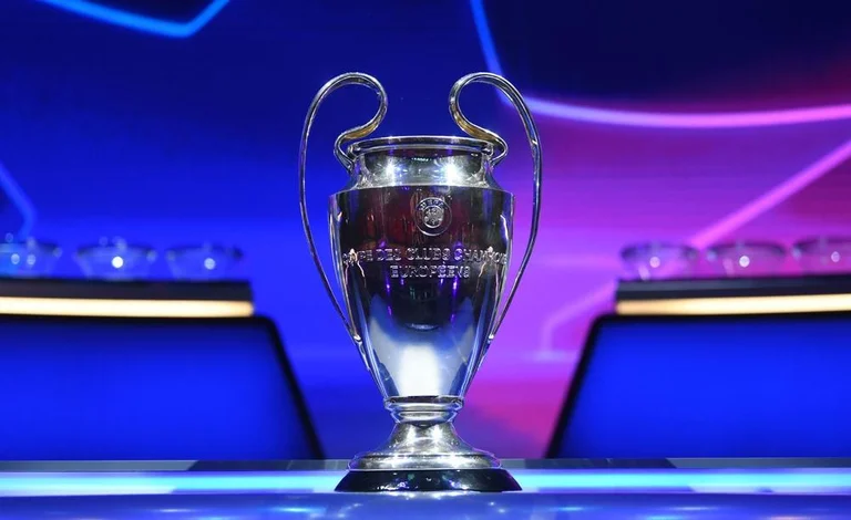 U n EFA publishes season formation, Real players dominate