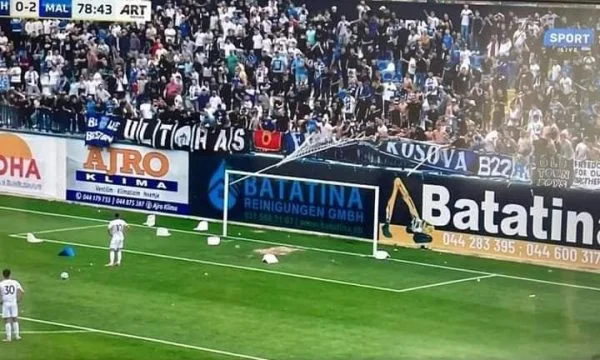 La police lance des enquêtes sur les dommages causés aux sièges du stade “Zahir Pajaziti”