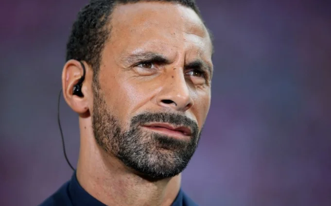 La réaction de Rio Ferdinand à l'objectif de Benzema annulé : Nous devons avoir une explication officielle
