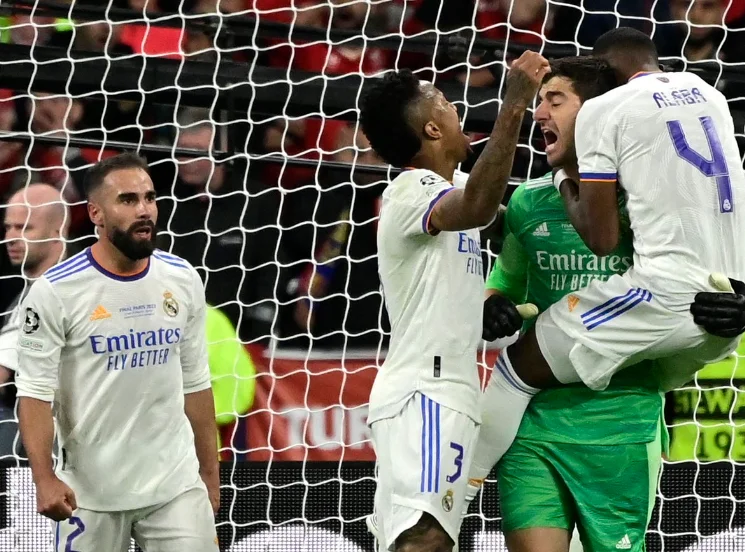 Personne n'aime Real, devient 14 fois champion d'Europe, se faisant à nouveau plaisir avec Liverpool en finale.