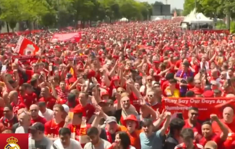Incroyable est leur nombre où seront tous ces fans de Liverpool ?
