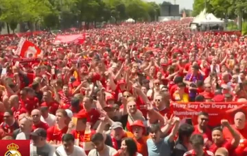 Unglaublich ist ihre Zahl, wo werden alle diese Liverpool Fans sein?