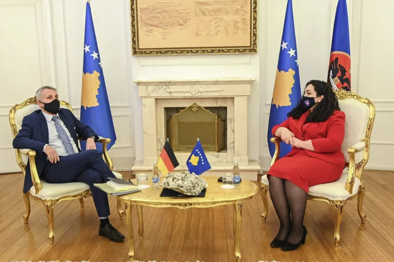 Der deutsche Botschafter kritisiert Präsident Osmani: Warum gehen Sie nicht nach Gracanica, um die Bewohner zu besuchen, dort gibt es eine Brücke?