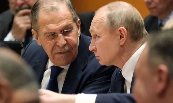 Lavrov flet për një takim Putin – Zelenzkiy