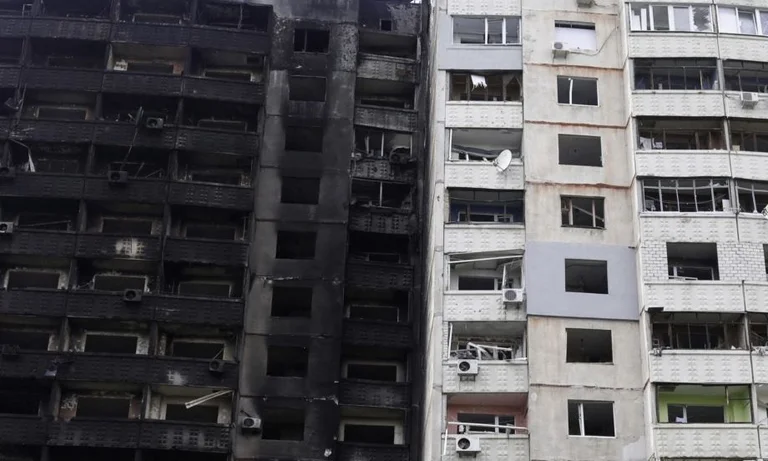 Les bombardements russes font sept victimes à Harkiv