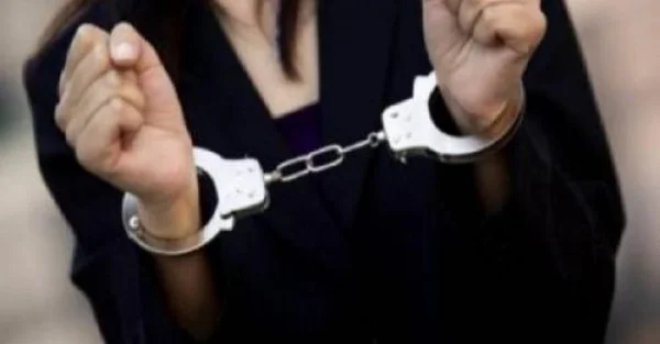 Un citoyen serbe est arrêté : il a pris 200 euros de payan dans le bar