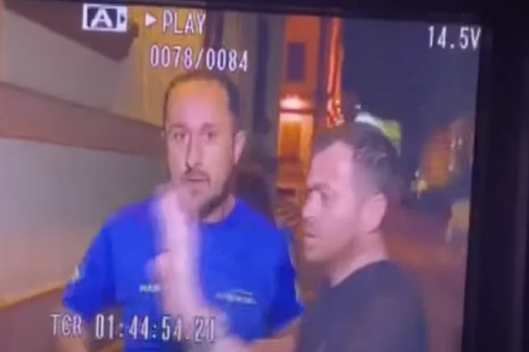 The Dutch beat the Albanian, he runs towards police to save (VIDEO)