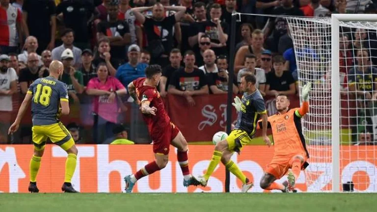 Bien que perdant, les statistiques disent Feynororor mieux que Rome dans la première moitié