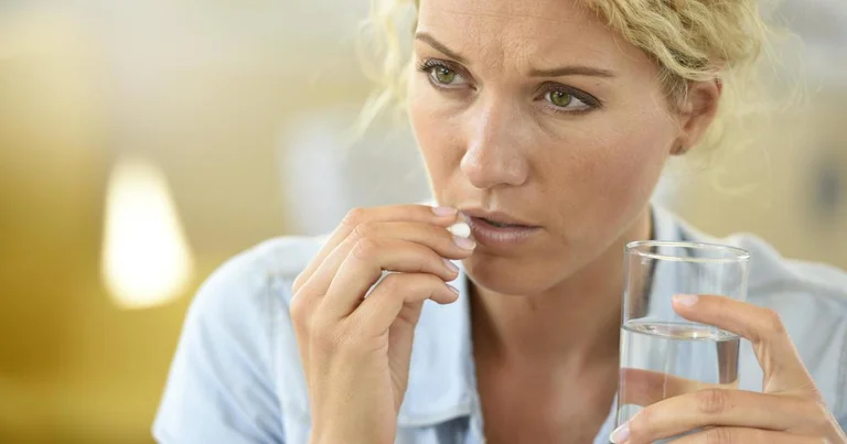 Vitaminat që ju ndihmojnë të luftoni stresin