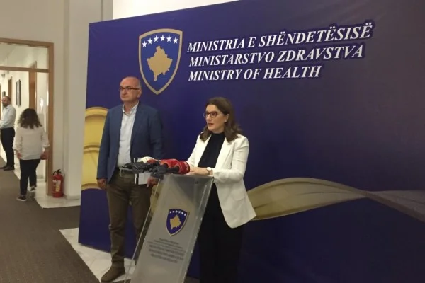 Finora non c'è nessun caso sospetto con la linea scimmia del Kosovo