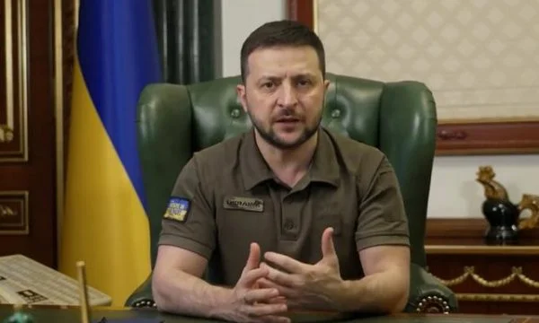 Zelensky: La Russie utilise toute la puissance militaire à Donbas, des armes sont nécessaires
