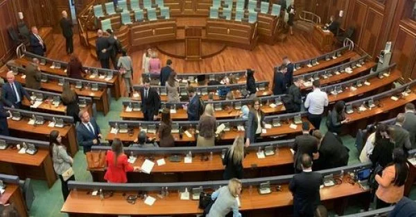 Avec 10 points par ordre du jour, l'Assemblée se réunit demain : Voici la