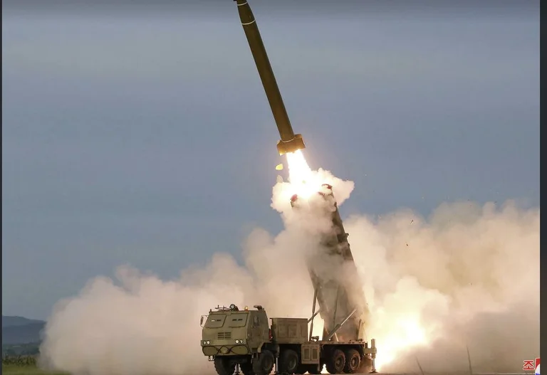 North Korea launchs three Baltic rockets a day after Biden's visit