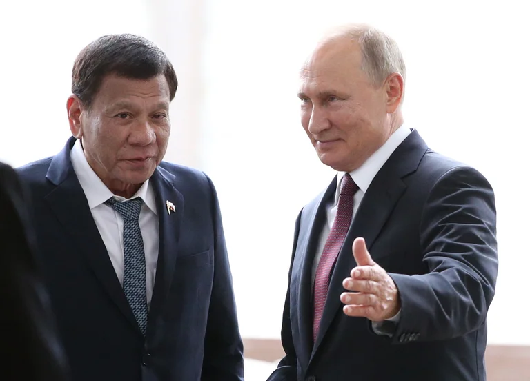 Il presidente di Filipina critica l'amico Putin: uccido i criminali, uccide gli innocenti
