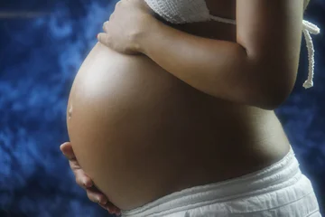 Forschung: Obesische Mütter haben ein höheres Risiko, Asthma zu haben - mit Kindern