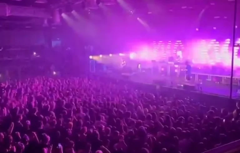 War is opposed in Ukraine, hundreds of Russians cheer “f*ck thewar”