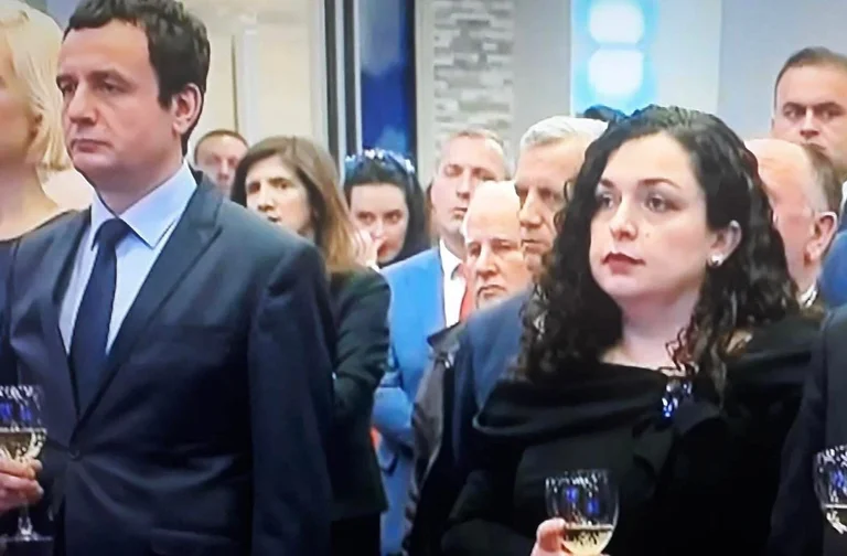 Il presidente è silenzioso, Primo Ministro lontano: Tre notizie importanti che nessuno ha mai parlato