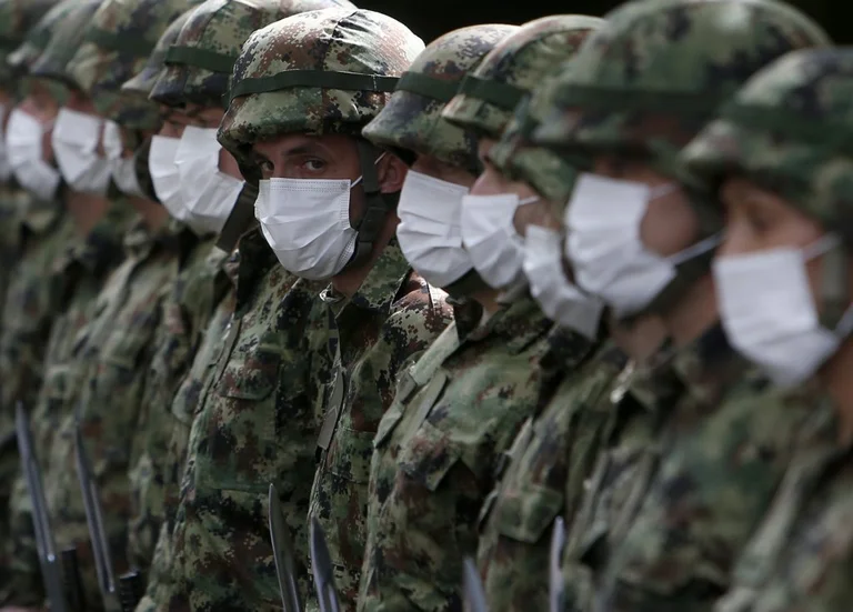 12 bases militares en Occidente, Rusia avanza hacia la OTAN