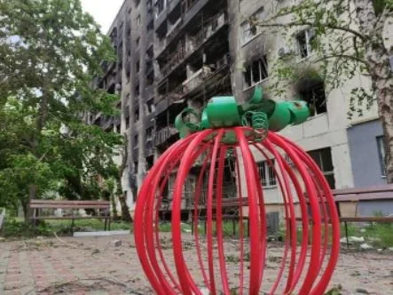 At least 13 Ukrainians were killed during Russian bombings in Luhansk, regional governor says