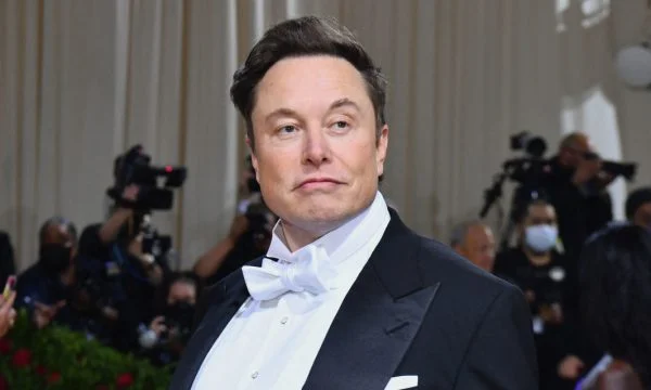 Elon Musk, charged with sexual harassment, reacts billionaire