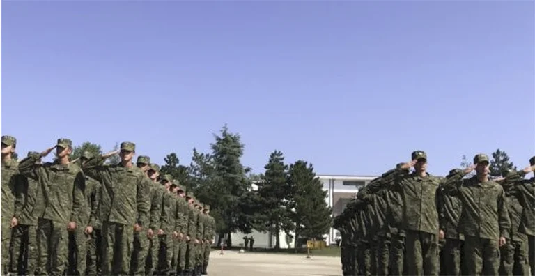 Les nouveaux soldats du Kosovo jurent demain