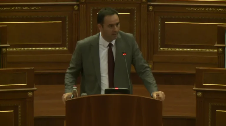 Konjufca dice che ha dato il suo stipendio al Fondo di Sicurezza, anche garanzie per altri.