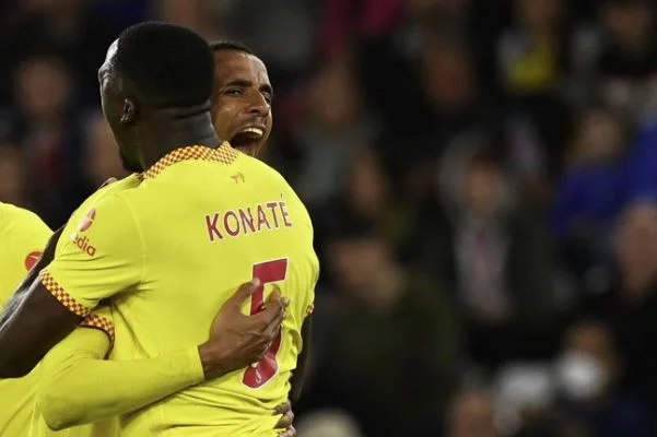 Liverpooli ndjek ‘ëndrrën’ për kampionin e Premierligës, mposhtë Southamptonin dhe kthen kokën nga Gerrard