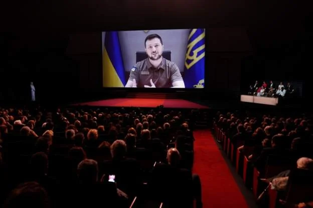 Zelensky: Russland startet Raketen aufgrund des Scheiterns auf der Erde