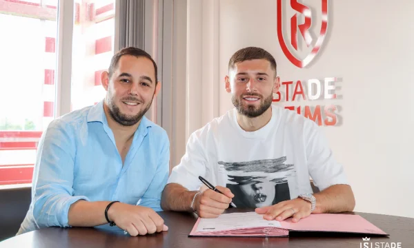Arber Zenelli signs new contract with Reims