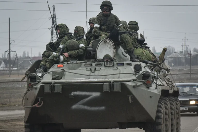 British Intelligence: Russian forces are sending their damaged means to Russia