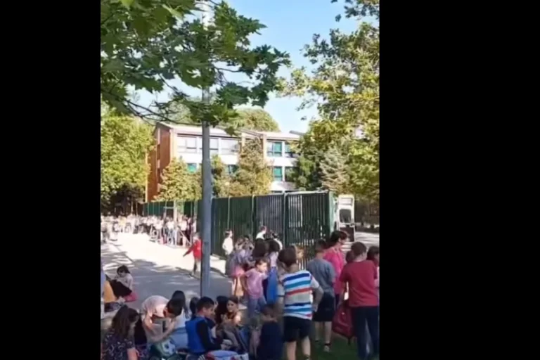 Belgrade dans le chaos : menace de bombe dans plusieurs écoles