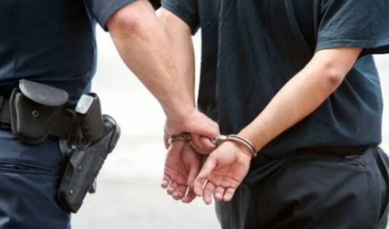 Pristina geht nach Hause und körperlich Angriffe ehemalige Familienmitglieder