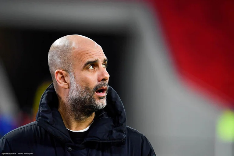 Guardiola: Daremos nuestras vidas para convertirse en campeones en la última vuelta