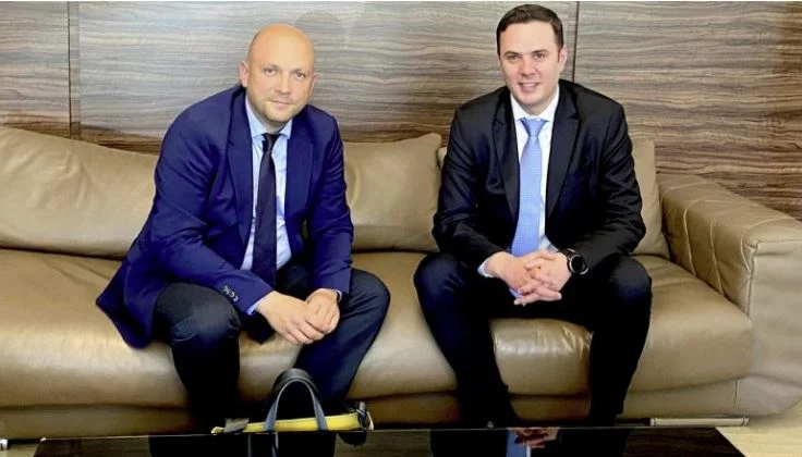 Obadiah meets with German emissar Sarrazin: Germany's support vital to Kosovo