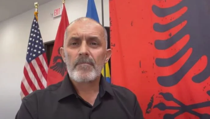 Albanais à Dallas: Kurt nous a demandé de trouver un Américain et d'investir au Kosovo