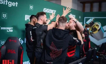 Lernen Sie die Uhr und den nächsten Bad News Eagles Gegner