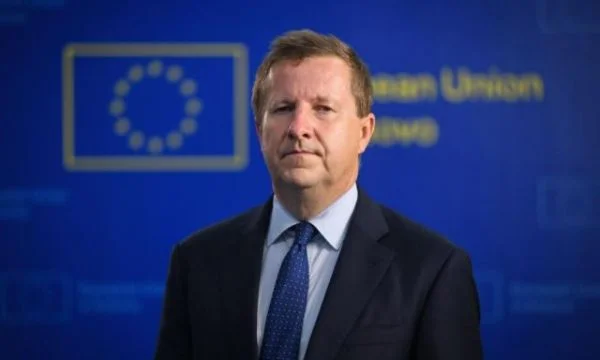 Szyunog montre encore une fois le soutien de l'UE au Kosovo