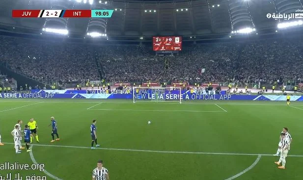 Insane dans la Coupe d'Italie Interi devant