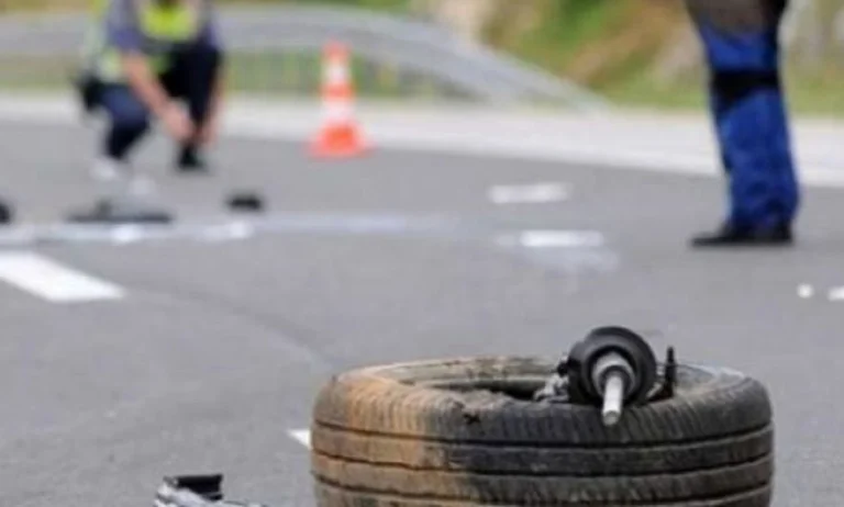 Dos heridos en la calle Decan Djakov, un accidente de tractor