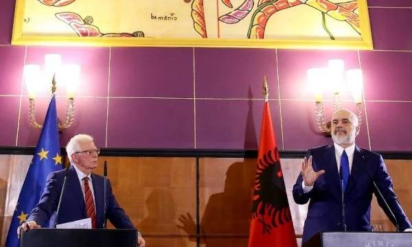 Rama en Bruselas se reúne con Borrell y Varhely, incluso Vucic