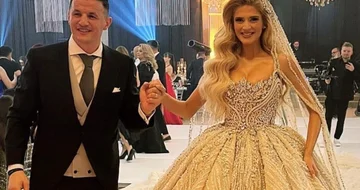 Robin Krasniqi modèle de mariage (Vidéo)